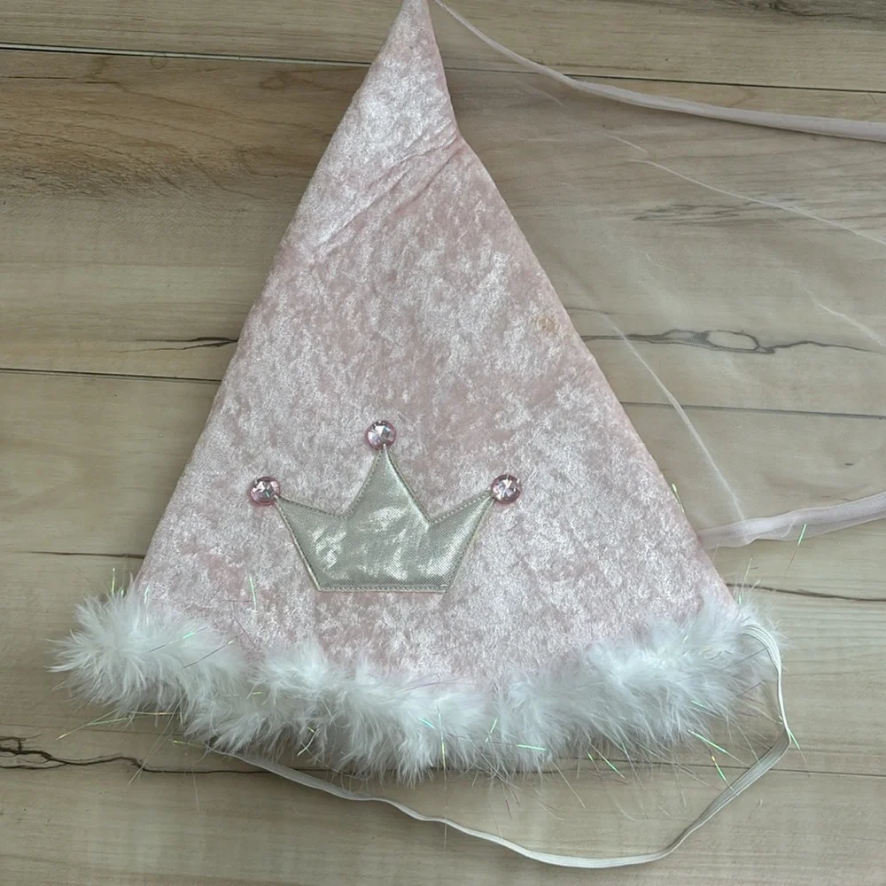 Creative Education Girls Size Small (3/4) Dress Up Princess Hat & Cape Costume